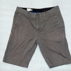 Men’s Volcom shorts